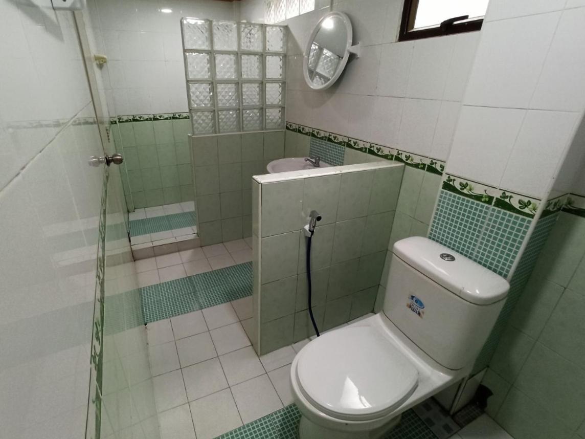 Rainbow House Resort Kamphaeng Phet Camera foto